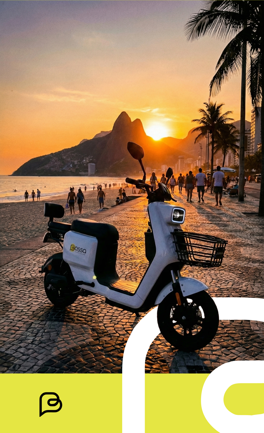 Scooter Bossa na orla de Ipanema ao pôr do sol, com o Dois Irmãos ao fundo.
