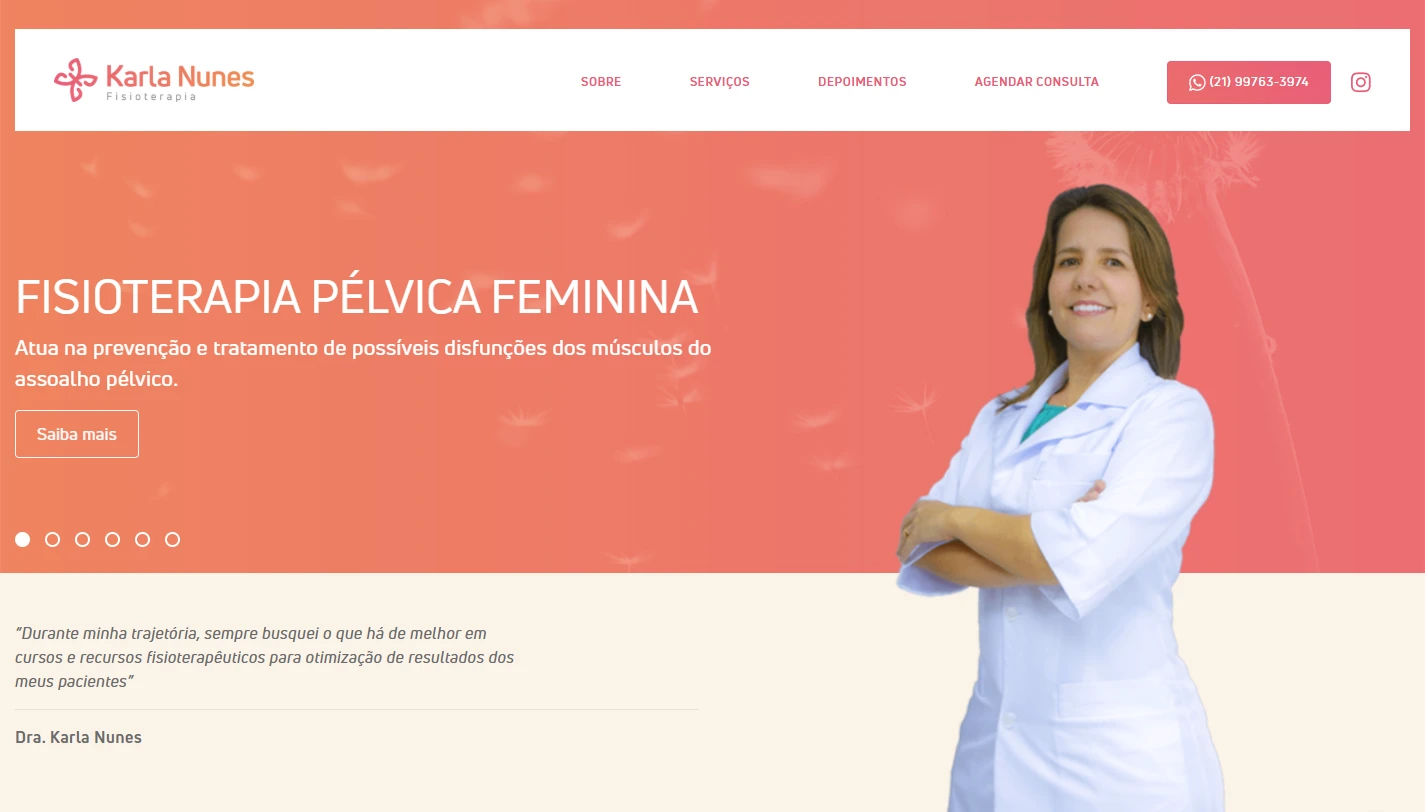 Karla Nunes: abertura desktop com serviços, apresentação e acesso ao agendamento Home de Karla Nunes em desktop, com navegação, especialidade em destaque e apresentação da fisioterapeuta.